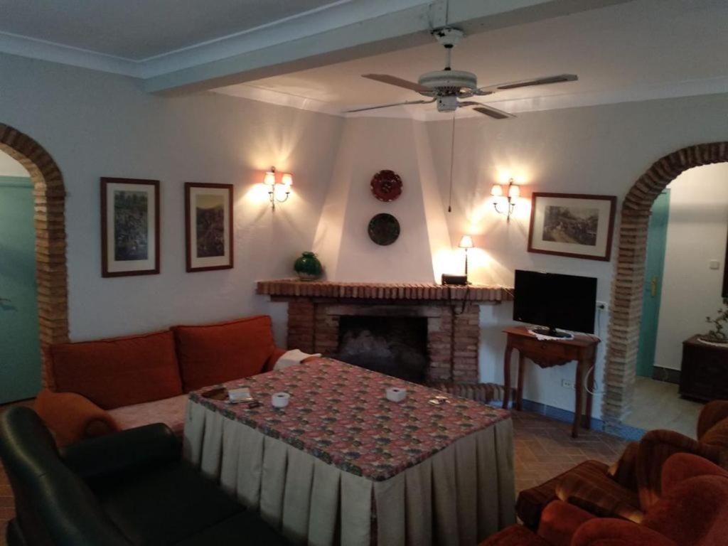 Villa Flores Utrera Ngoại thất bức ảnh